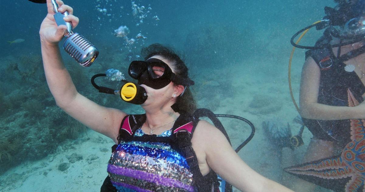Underwater music show in Florida Keys promotes coral reef protection - Vimarsana News