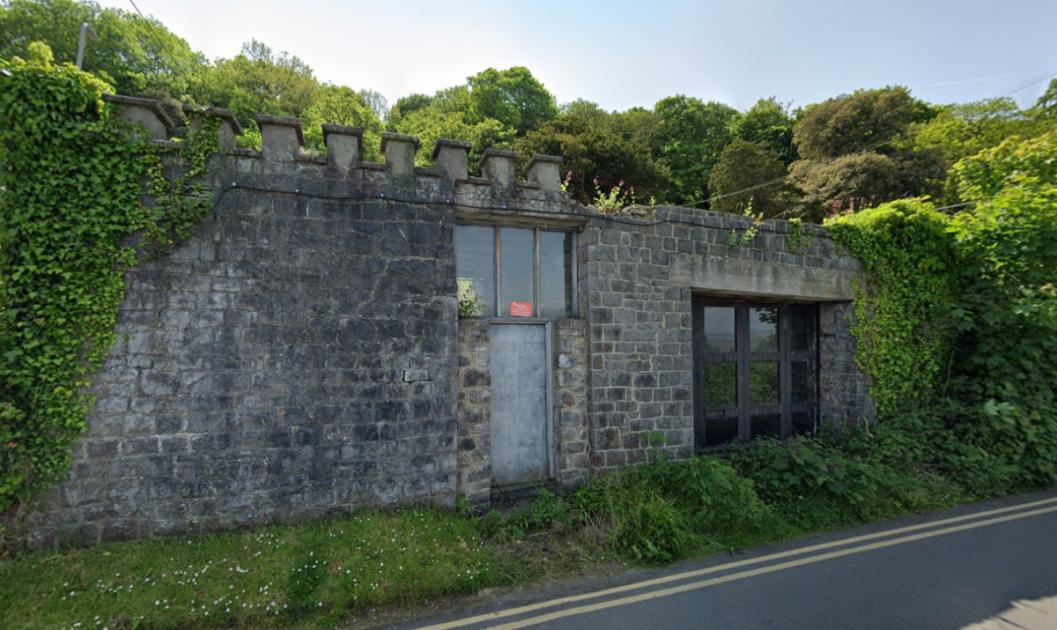 Plans for vacant shop by disused public toilets to be turned into a house 